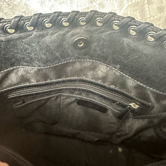 Michael Kors Black Quilted Hamilton Hippie Leather Grommet Bag - Picture 14 of 16